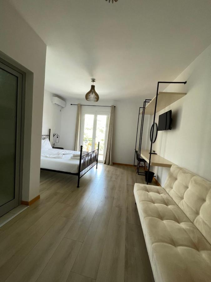 Aparthotel Orchard Retreat Himarë Exterior foto