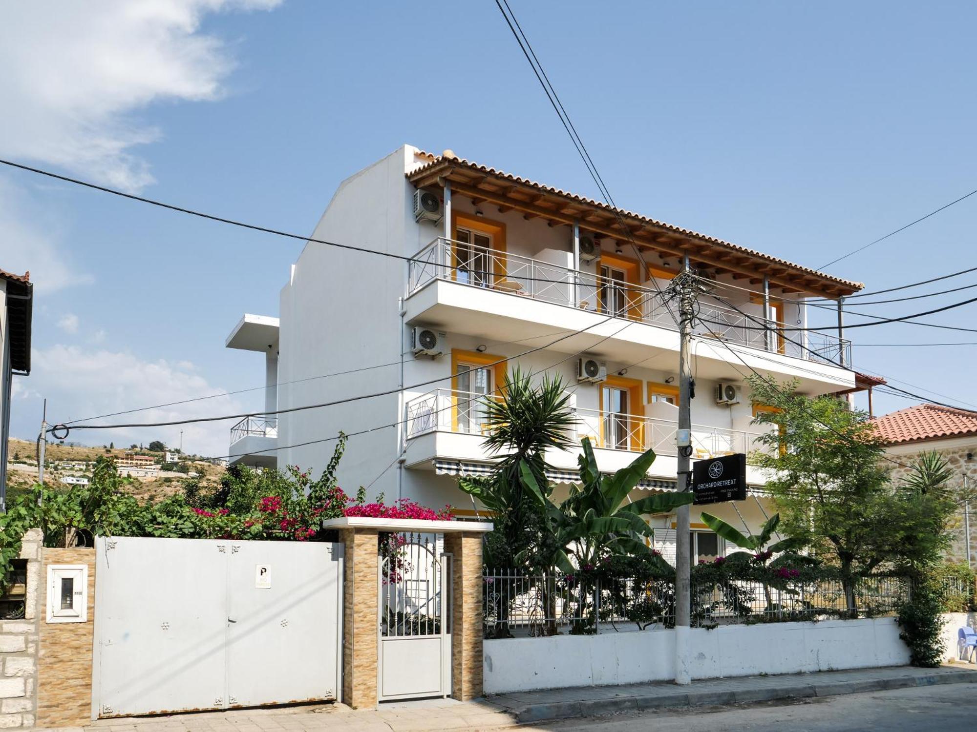 Aparthotel Orchard Retreat Himarë Exterior foto